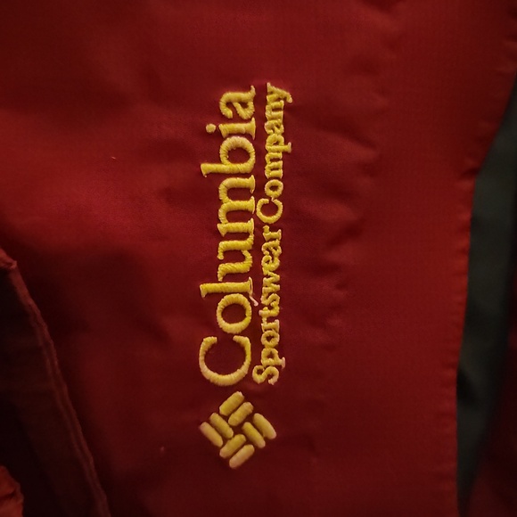 COLUMBIA Winter Jacket, Burgundy, VGUC, Size M - Picture 3 of 11